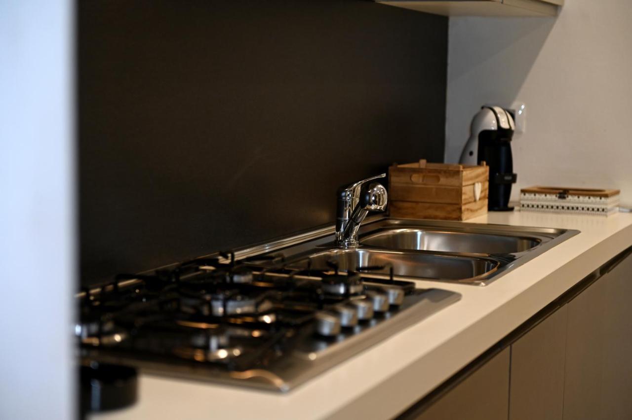 Ely Home บรินดิซิ ภายนอก รูปภาพ