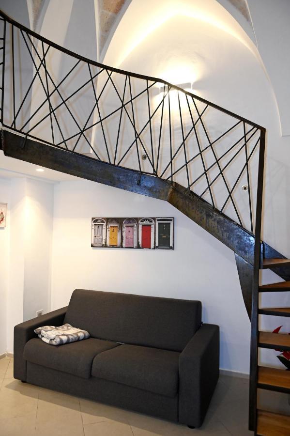 Ely Home บรินดิซิ ภายนอก รูปภาพ